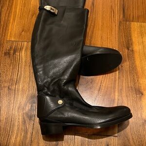Ferragamo Rodi Black Leather Boots